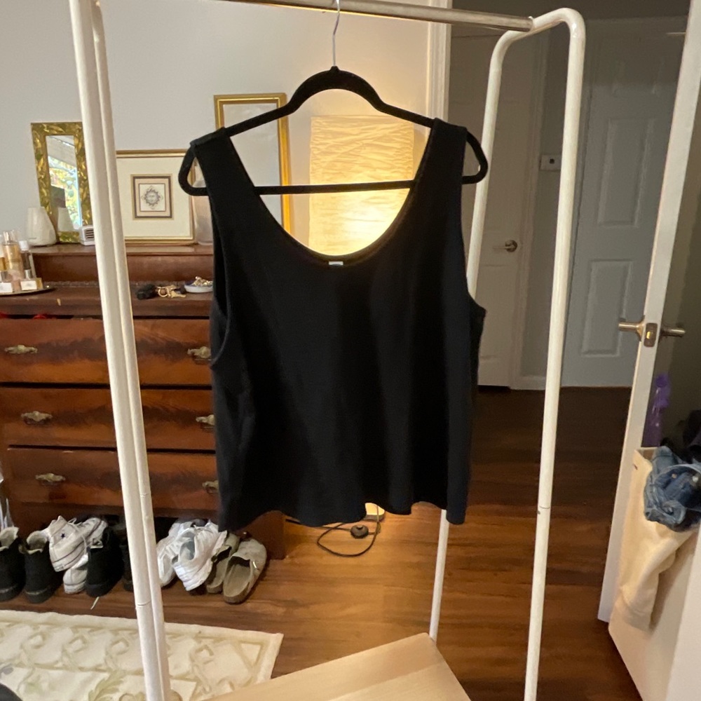 Cute Old Navy Black Tank-XL